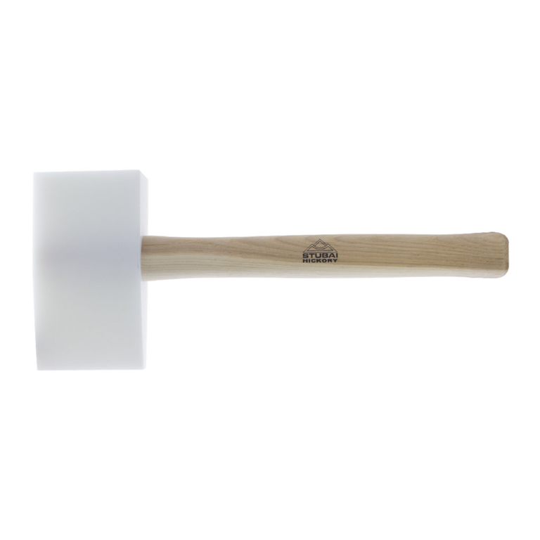 Stubai kunststofhammer (splintfri) med kileformet hode, 155x85x35mm. Leveres med Hickory skaft. 700kr